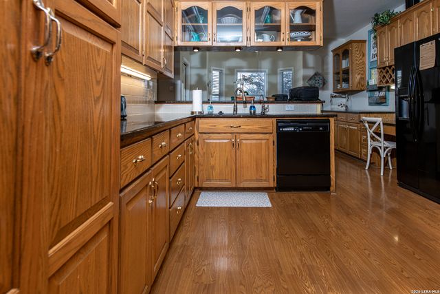 44 River Oak, Seguin, TX 78155