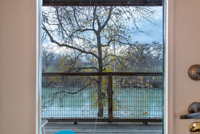 44 River Oak, Seguin, TX 78155