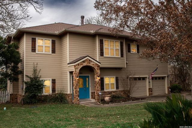 44 River Oak, Seguin, TX 78155