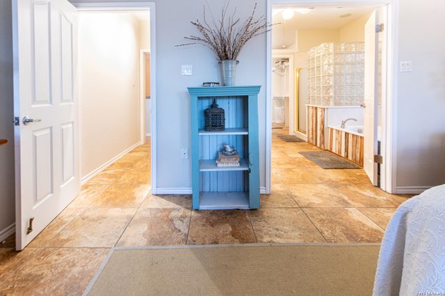 44 River Oak, Seguin, TX 78155