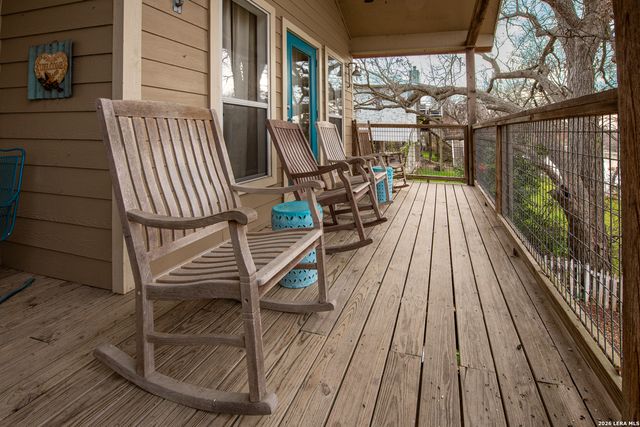 44 River Oak, Seguin, TX 78155