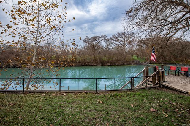 44 River Oak, Seguin, TX 78155