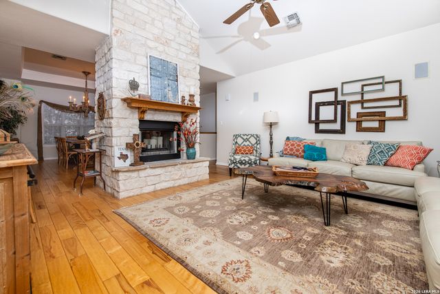 44 River Oak, Seguin, TX 78155