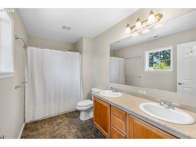 10872 Se ALYSSA Dr, Happy Valley, OR 97086