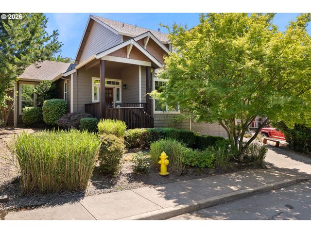 10872 Se ALYSSA Dr, Happy Valley, OR 97086
