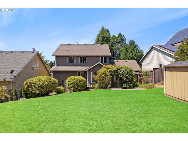 10872 Se ALYSSA Dr, Happy Valley, OR 97086