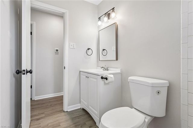 56 Bonita DR, Newport News, VA 23602