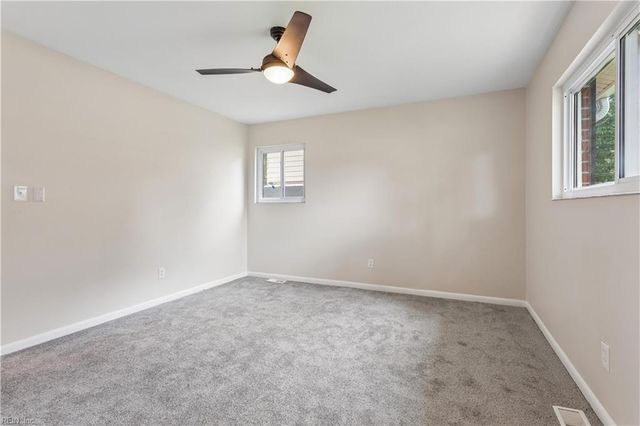 56 Bonita DR, Newport News, VA 23602