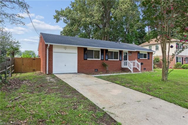 56 Bonita DR, Newport News, VA 23602