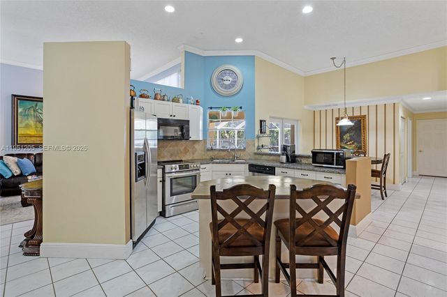 798 Verona Lake Drive, Weston, FL 33326