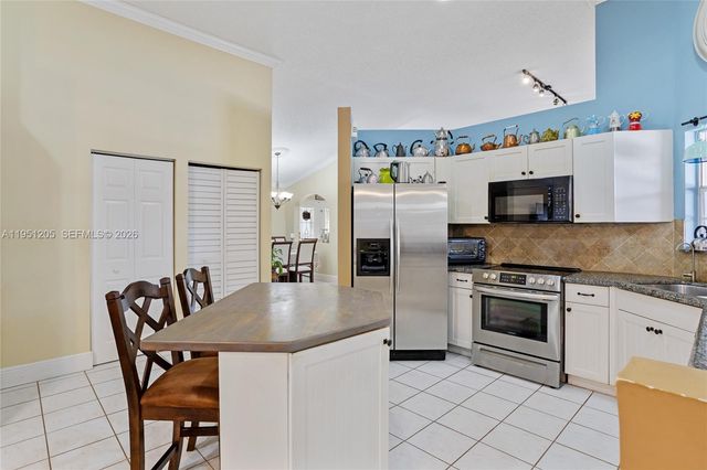 798 Verona Lake Drive, Weston, FL 33326