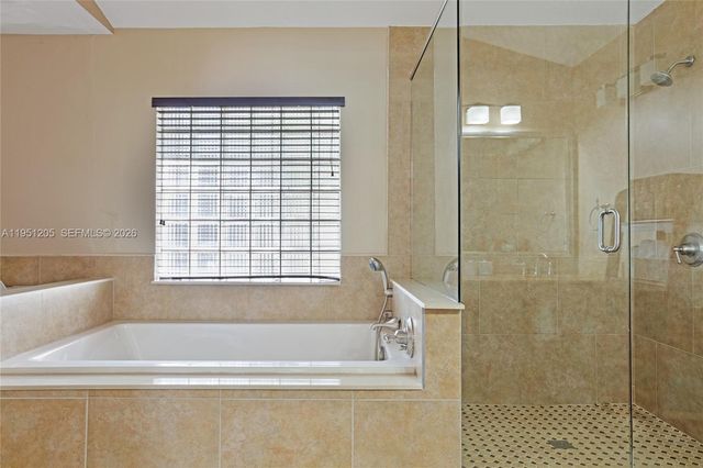 798 Verona Lake Drive, Weston, FL 33326
