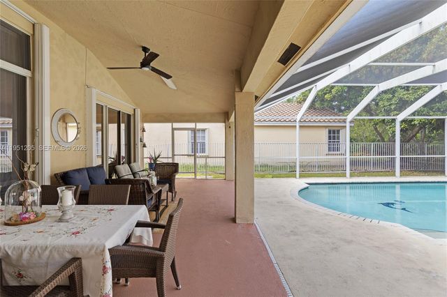 798 Verona Lake Drive, Weston, FL 33326