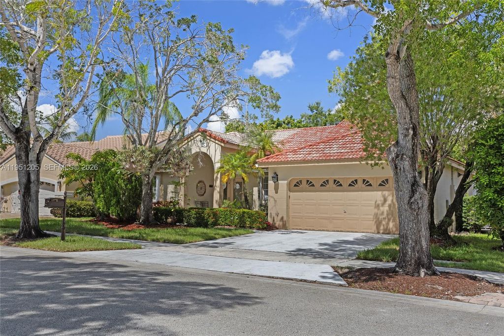 798 Verona Lake Drive, Weston, FL 33326