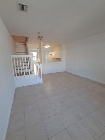 4162 Napoli Lake Drive, Riviera Beach, FL 33410