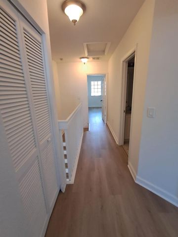 4162 Napoli Lake Drive, Riviera Beach, FL 33410
