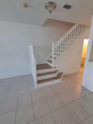 4162 Napoli Lake Drive, Riviera Beach, FL 33410