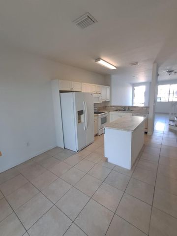 4162 Napoli Lake Drive, Riviera Beach, FL 33410