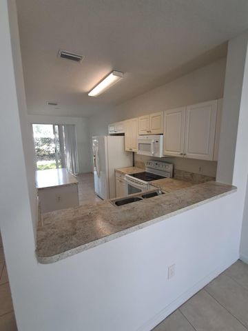 4162 Napoli Lake Drive, Riviera Beach, FL 33410
