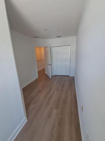 4162 Napoli Lake Drive, Riviera Beach, FL 33410