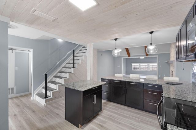 41 Solar Street, Mary Esther, FL 32569