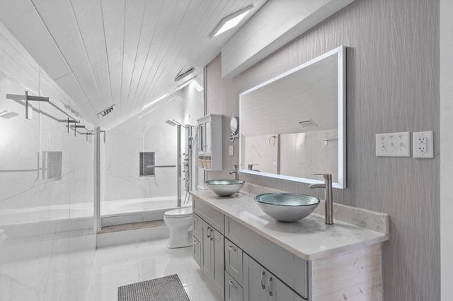 41 Solar Street, Mary Esther, FL 32569