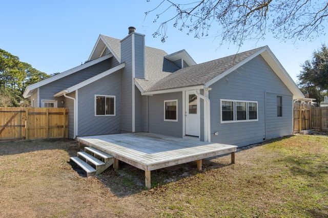 41 Solar Street, Mary Esther, FL 32569