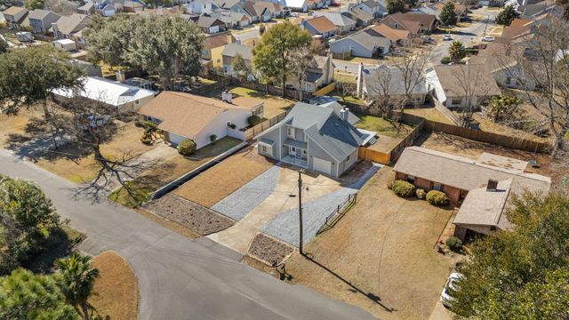 41 Solar Street, Mary Esther, FL 32569