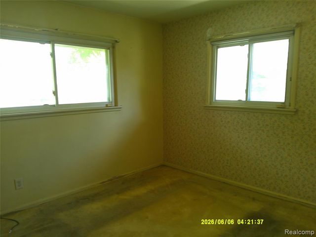 13458 Marion, Redford, MI 48239