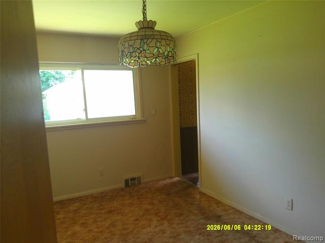 13458 Marion, Redford, MI 48239