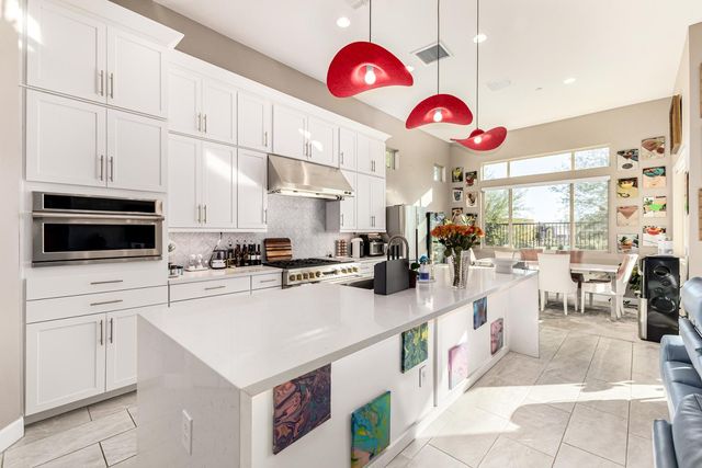 7611 E Camino Vivaz, Scottsdale, AZ 85255