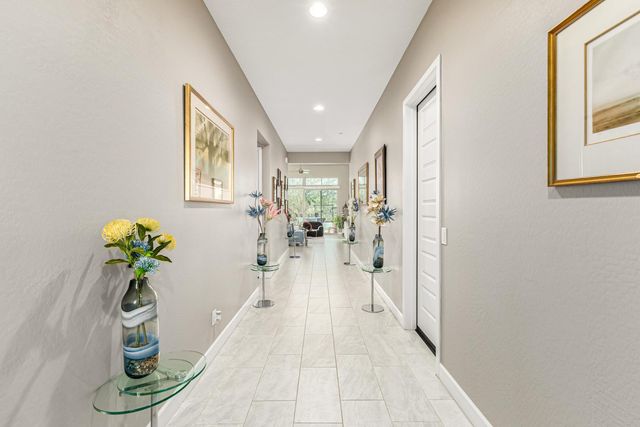 7611 E Camino Vivaz, Scottsdale, AZ 85255