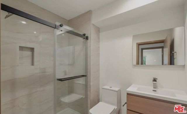 11025 Blix Street, North Hollywood (los Angeles), CA 91602