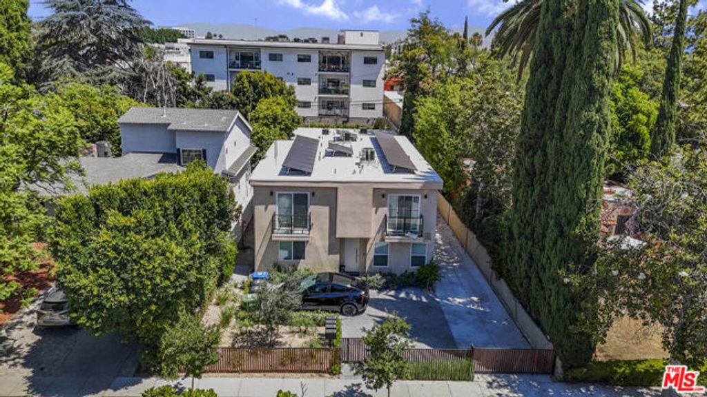 11025 Blix Street, North Hollywood (los Angeles), CA 91602