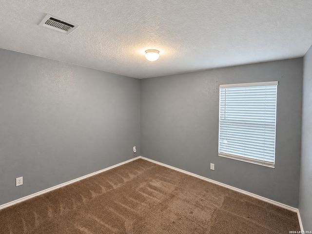 102 Samuel Kemper, San Antonio, TX 78220