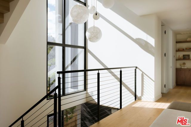 8906 Hubbard Street, Culver City, CA 90232