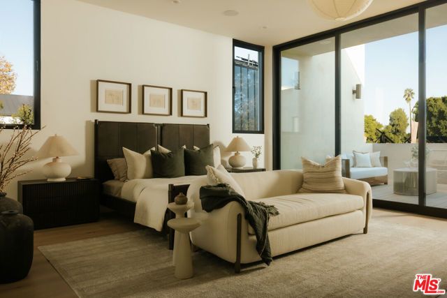 8906 Hubbard Street, Culver City, CA 90232