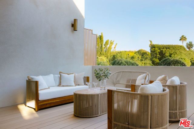 8906 Hubbard Street, Culver City, CA 90232