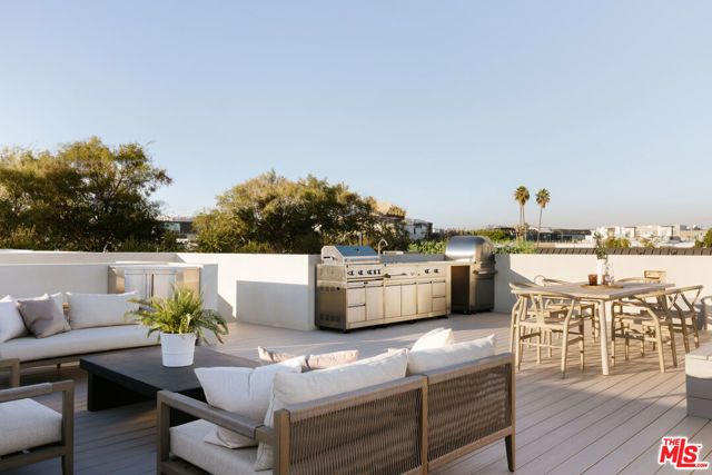 8906 Hubbard Street, Culver City, CA 90232