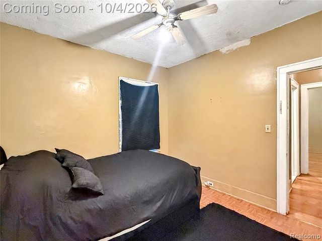 584 Algonquin Street, Detroit, MI 48215