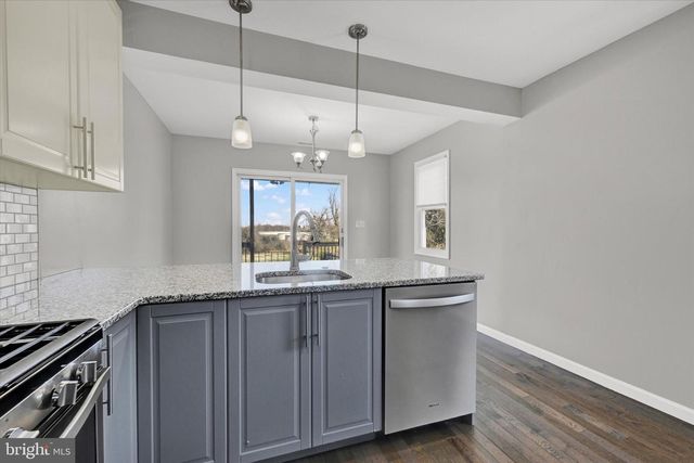 4604 RIDGE RD, Baltimore, MD 21236