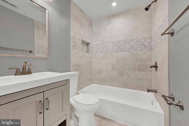 4604 RIDGE RD, Baltimore, MD 21236