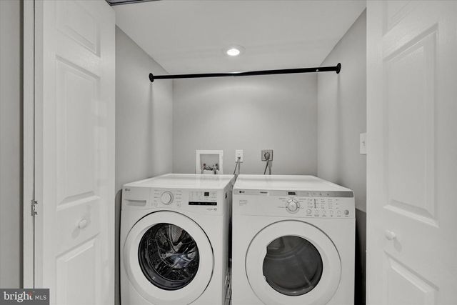 4604 RIDGE RD, Baltimore, MD 21236