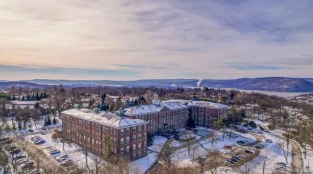 5209 Villa At The, Peekskill, NY 10566