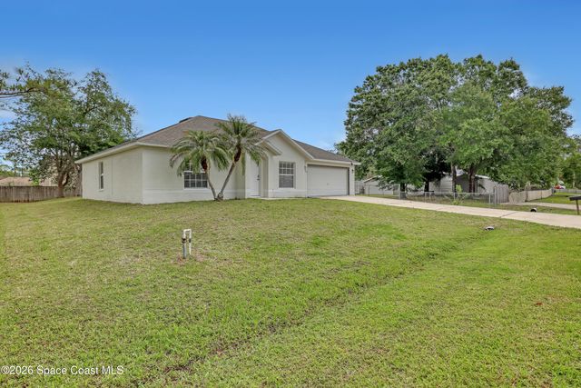 1561 Sandusky Street SE, Palm Bay, FL 32909