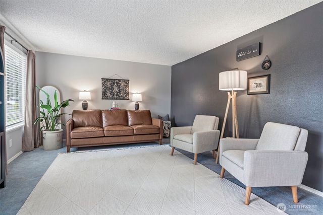 341 Fir Avenue, Woodland, WA 98674