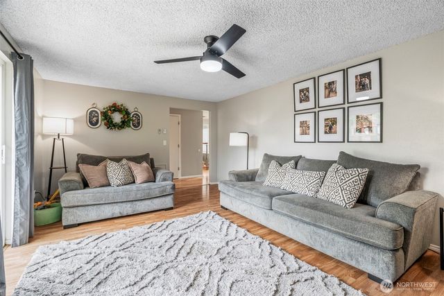 341 Fir Avenue, Woodland, WA 98674