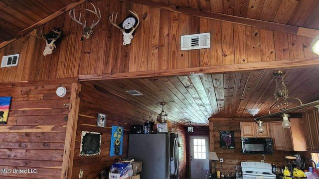 281 Cooks Corner Road, Lucedale, MS 39452