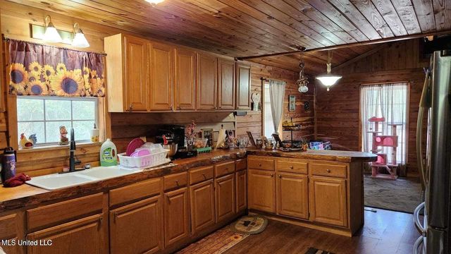 281 Cooks Corner Road, Lucedale, MS 39452