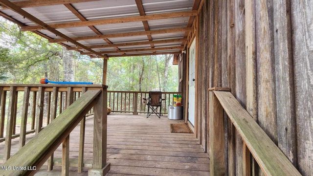281 Cooks Corner Road, Lucedale, MS 39452